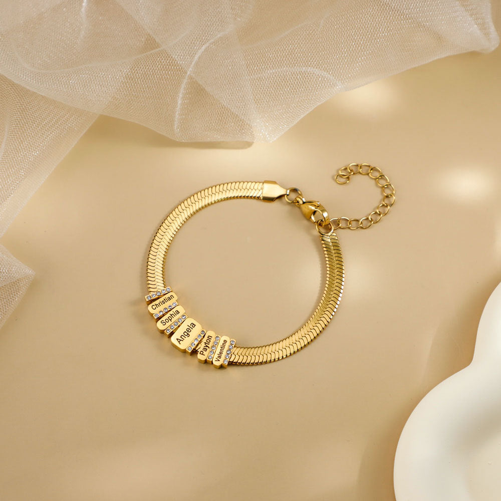 Personalized Beaded Bracelet: Your Story, Your Style
