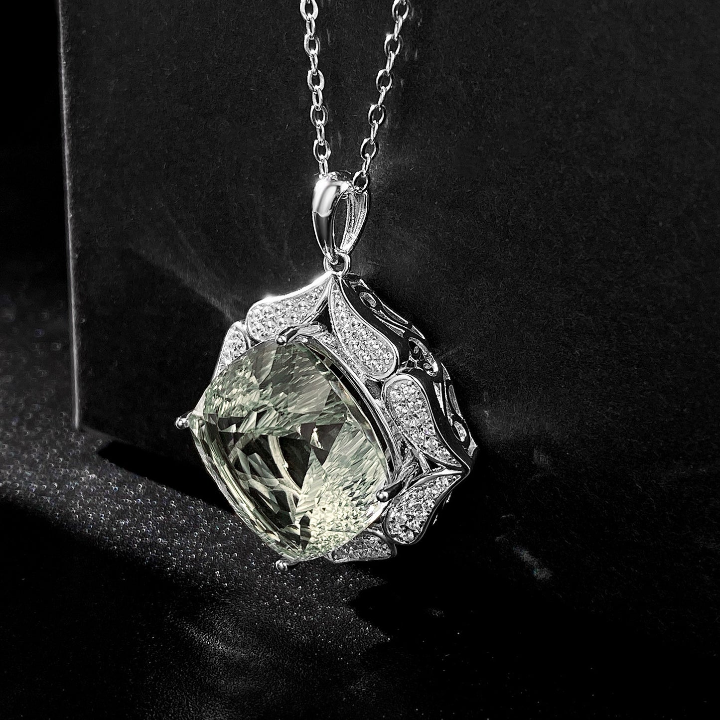 Ethereal Verdant Pendant Necklace
