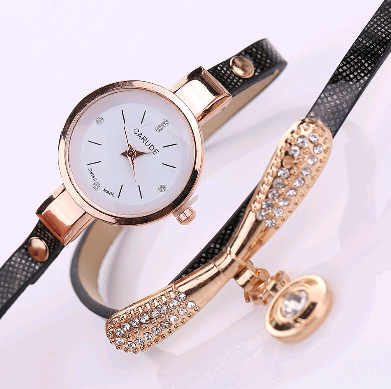 Fashionable Thin Belt Quartz Watch for Women