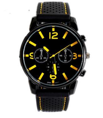Sporty Quartz Watch with Breathable Strap