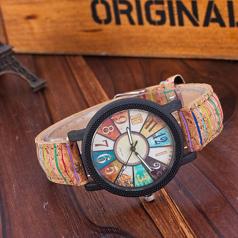 Vintage-Inspired Leather Quartz Watch for Women