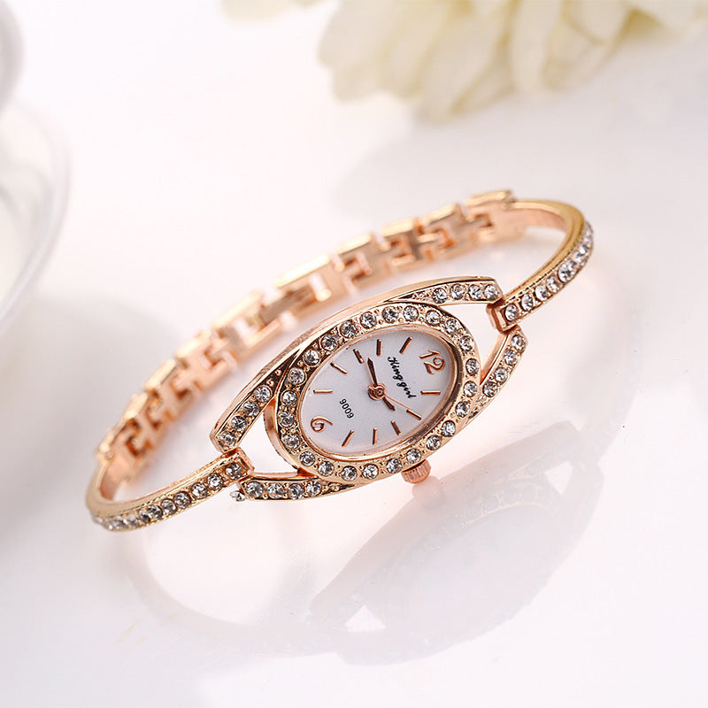 Classic Round Dial Quartz Watch