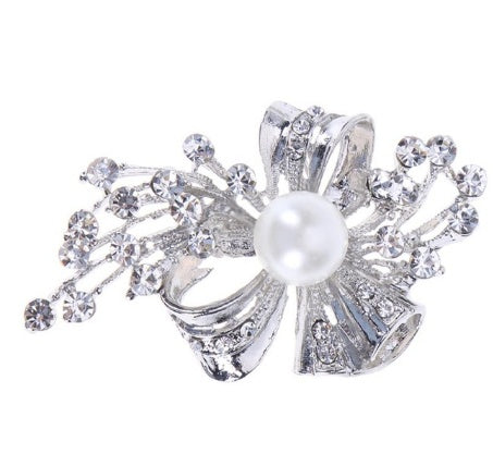 Crystal Cat Brooch Pin