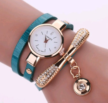 Fashionable Thin Belt Quartz Watch for Women