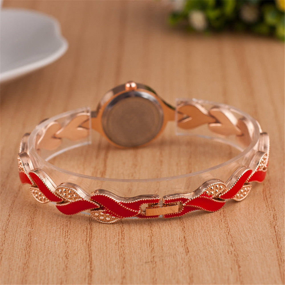Women's Trendy Leaf Bracelet Quartz Watch