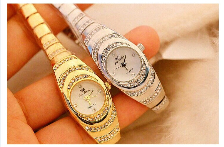Luxurious Full Diamond Gold Tone Ladies Watch