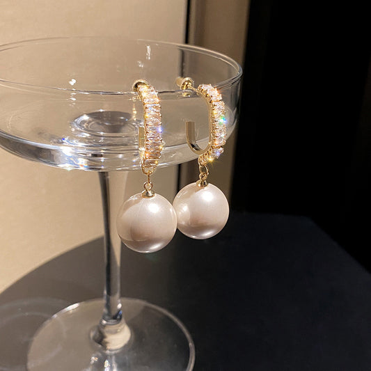 Chic Geometric White Pearl Drop Earrings