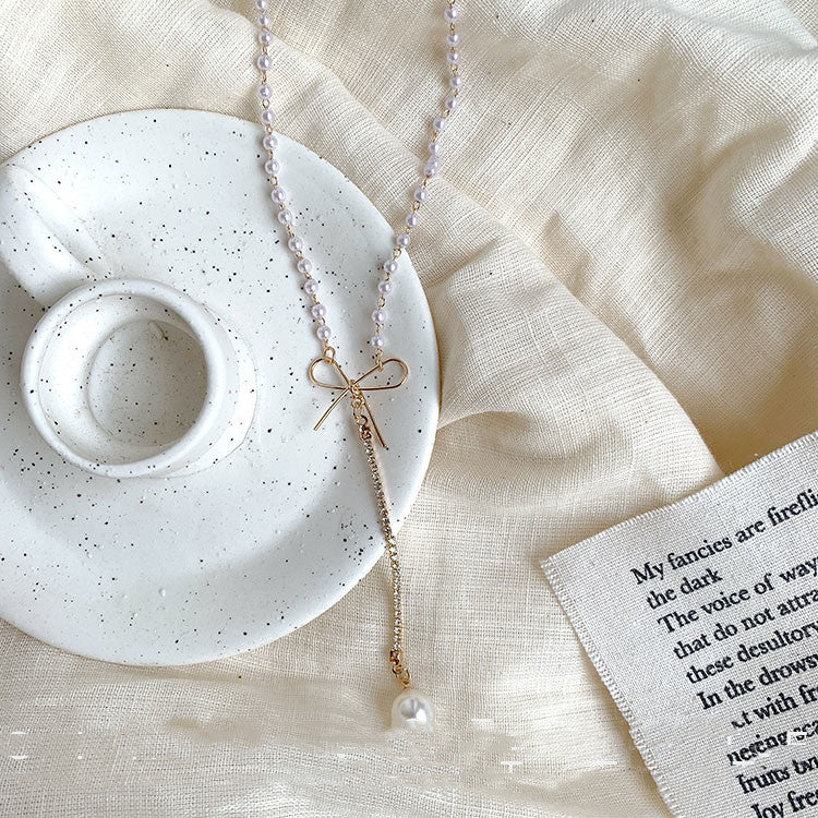 Elegant Pearl Bowknot Clavicle Chain Necklace