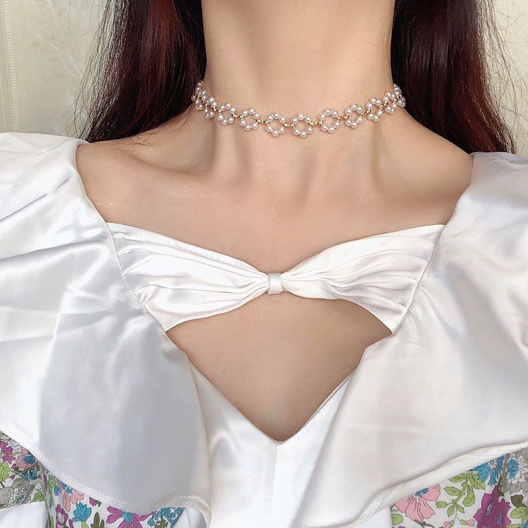 Elegant Pearl Bowknot Clavicle Chain Necklace