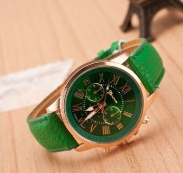 Timeless Roman Quartz Watch with Luminous Display