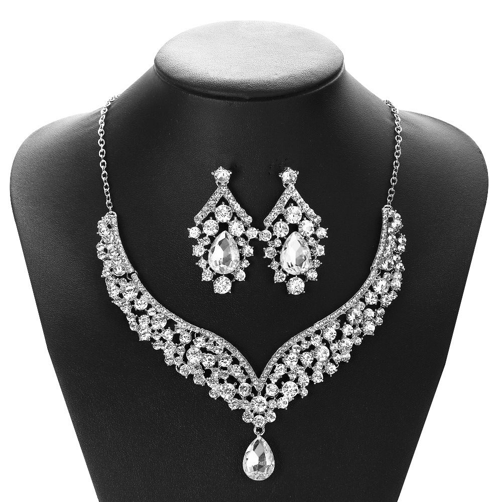 Gleaming Diamond Accessory Set