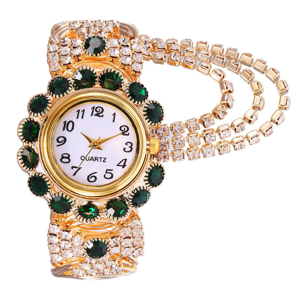 Sparkling Diamond Claw Chain Quartz Watch for Women