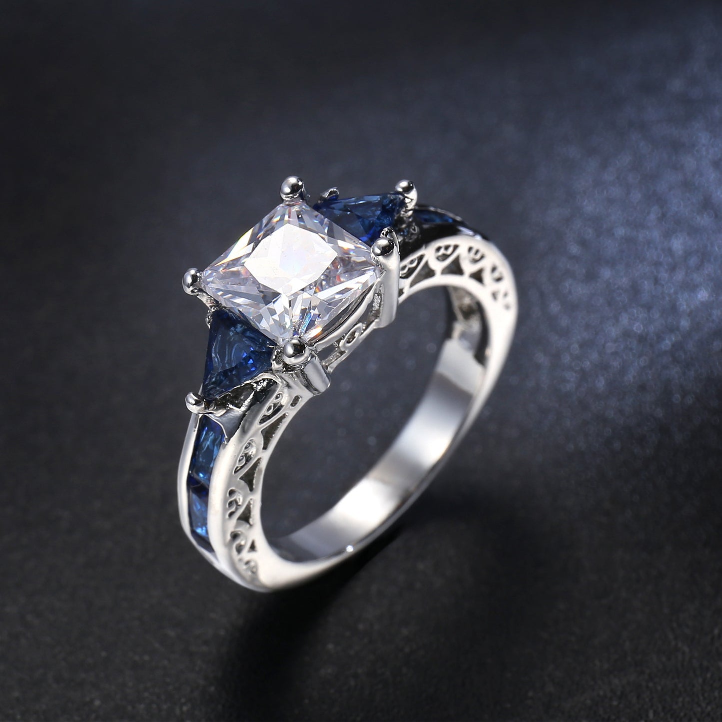 Hollow Flower Sapphire Zircon Ring