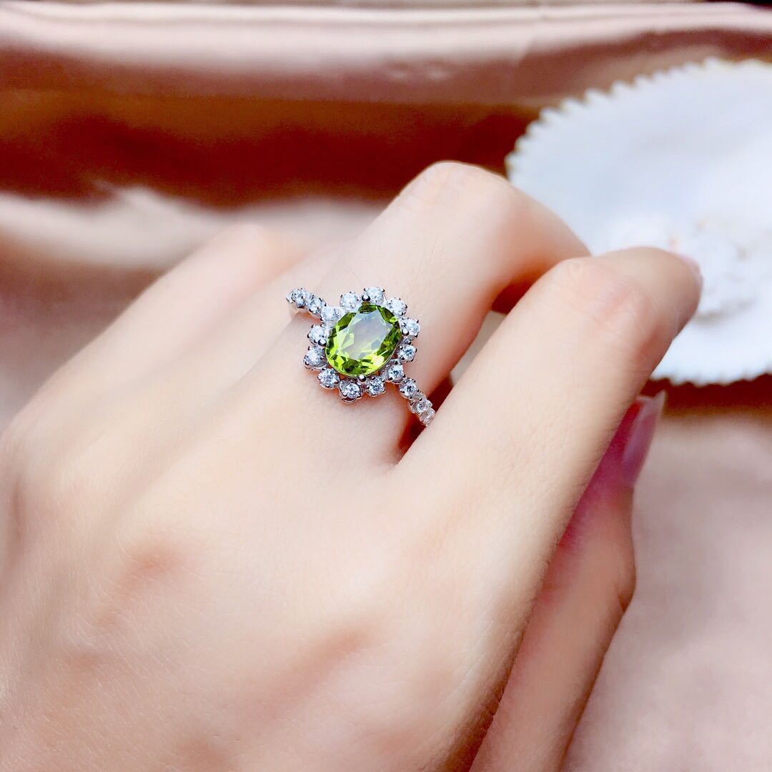 Transparent Peridot Sterling Silver Jewelry Set