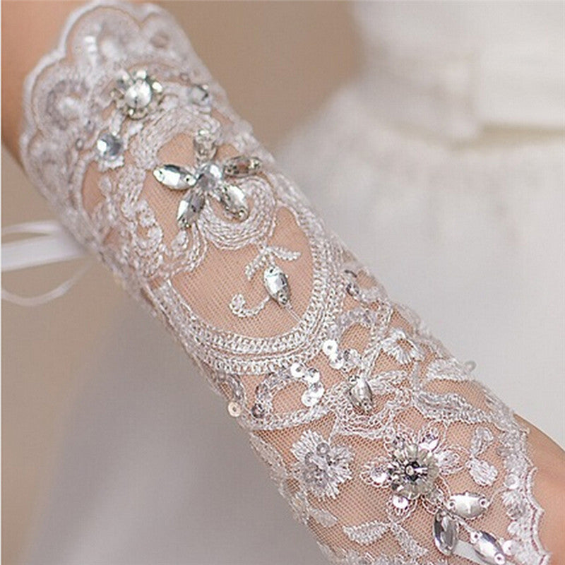 Elegant Embroidered Floral Bridal Gloves