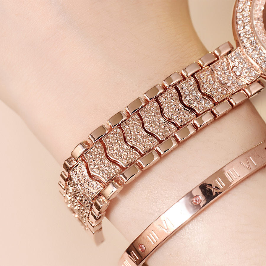 Elegant Women's Quartz Watch with Diamond-Accented Strap