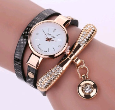 Fashionable Thin Belt Quartz Watch for Women