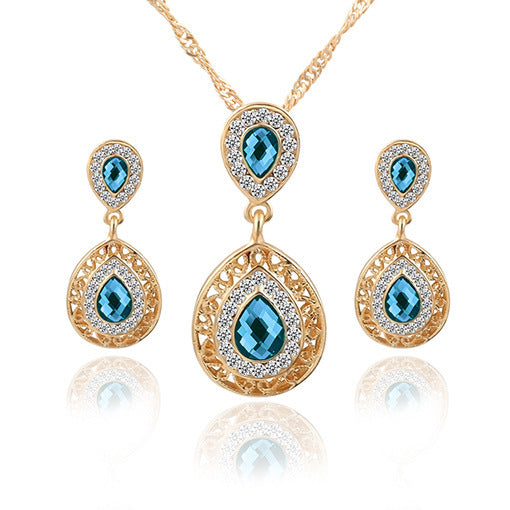 Dazzling Crystal Earrings and Necklace Set