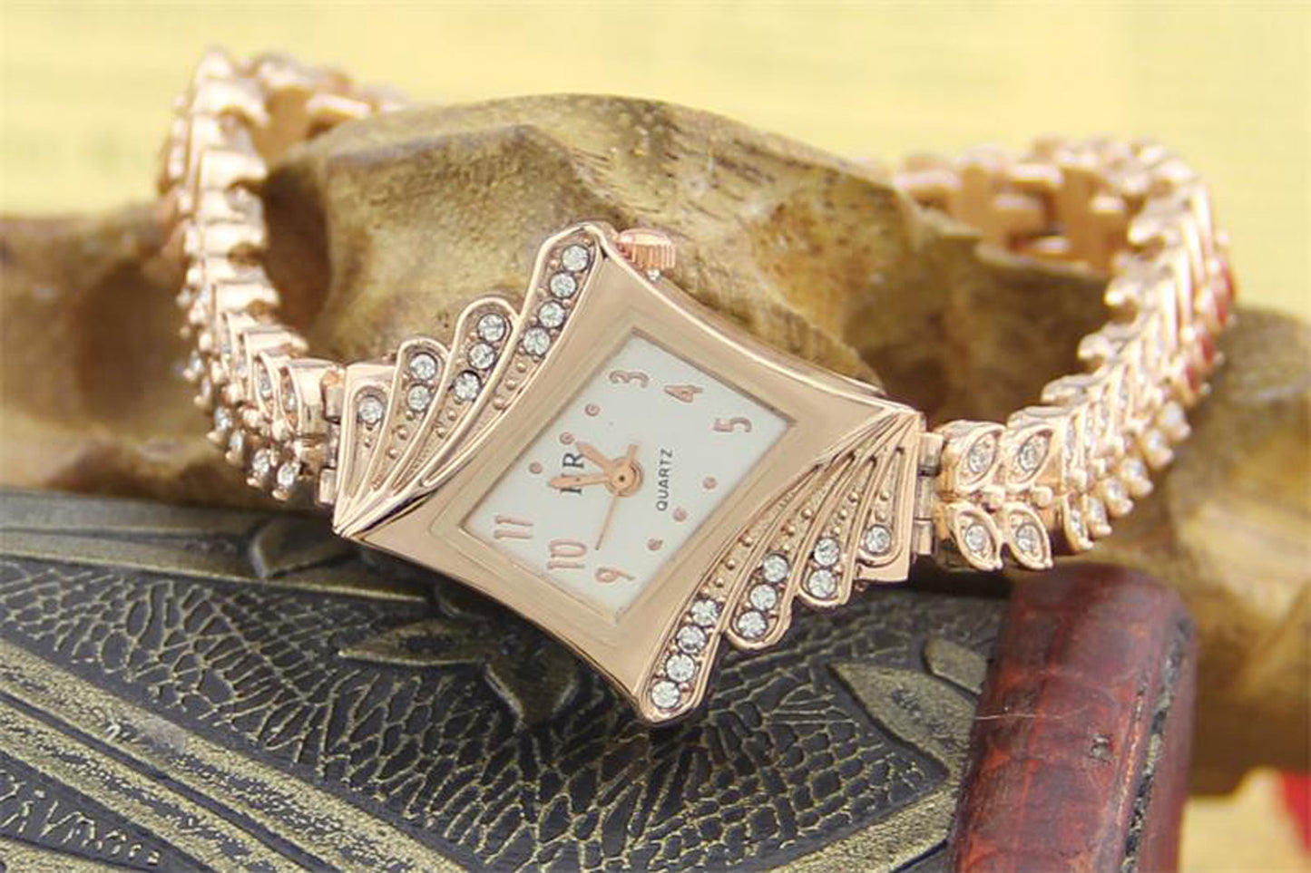 Elegant Rose Gold Stone Paved Wheat Shaped Wristwatch