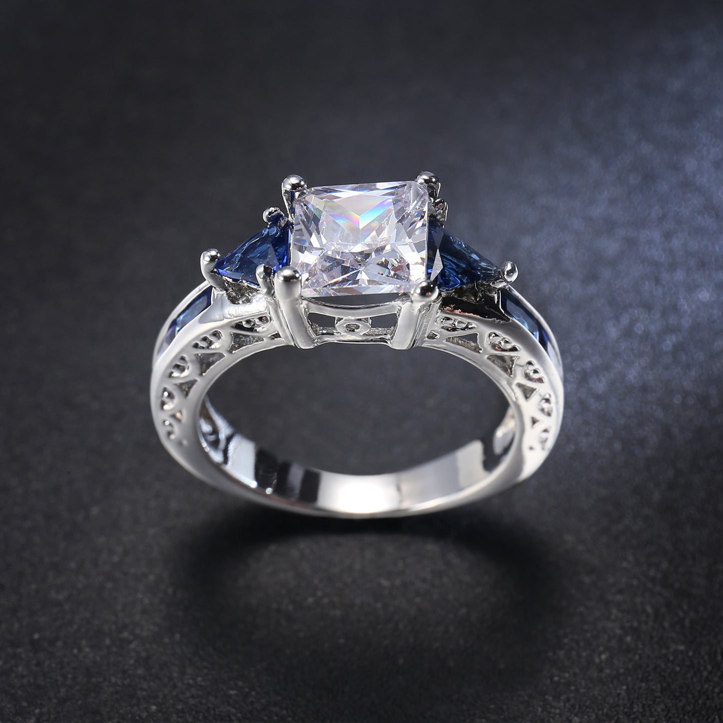 Hollow Flower Sapphire Zircon Ring