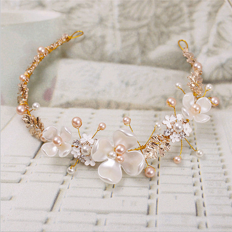 Luxurious Pearl and Ceramic Golden Hoop Wedding Headdress
