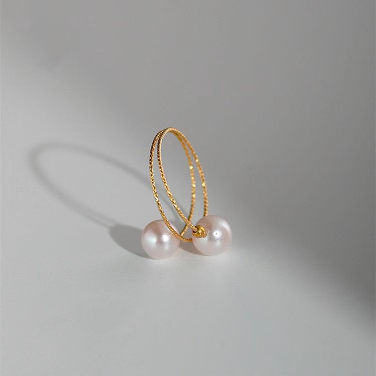 Exquisite 18K Gold Pearl Elastic Ring