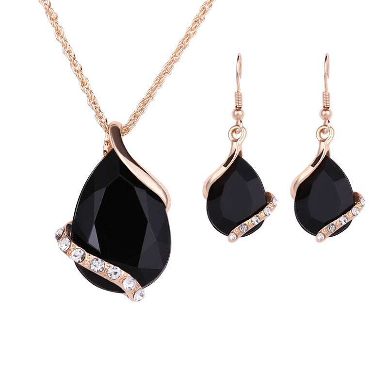 Elegant Water Drop Necklace and Earring Set