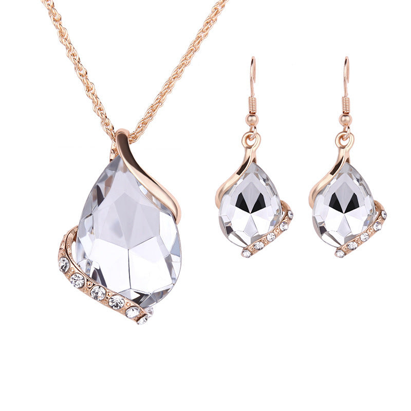 Elegant Water Drop Necklace and Earring Set