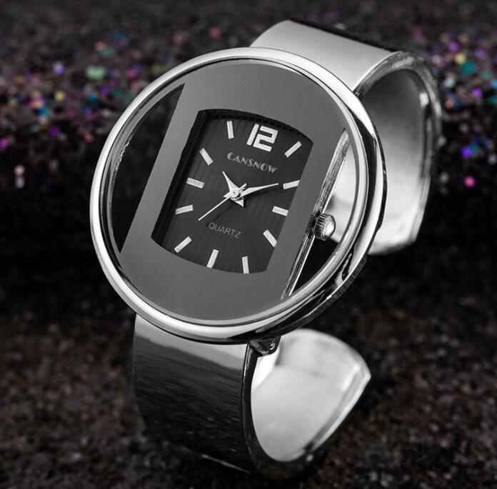 Women's Elegant Quartz Bracelet Watch