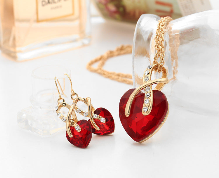Sparkling Heart Zircon & Crystal Necklace and Earrings Set