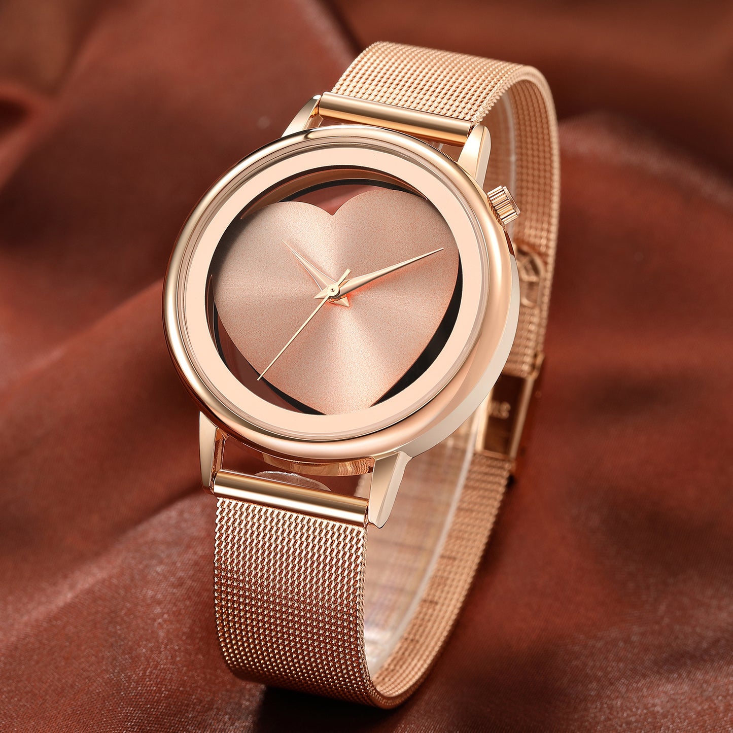 Elegant Heart-Shaped Hollow Out Quartz Watch