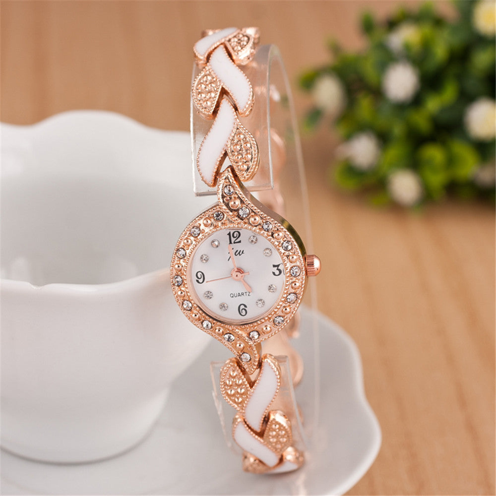 Women's Trendy Leaf Bracelet Quartz Watch