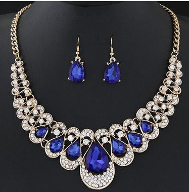 Shiny Rhinestone Necklace and Earring Set