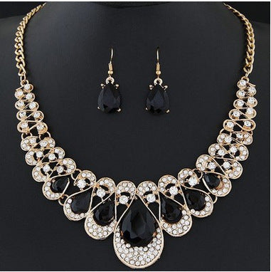 Shiny Rhinestone Necklace and Earring Set
