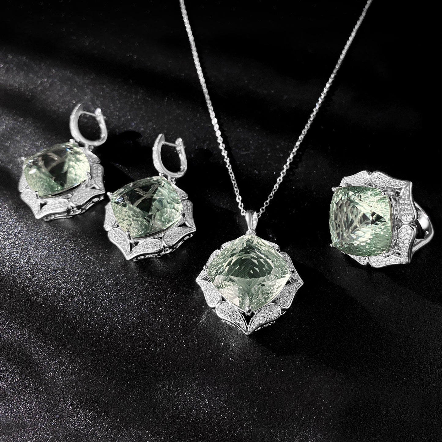 Ethereal Verdant Pendant Necklace