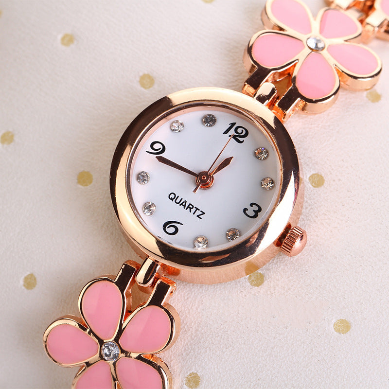 Elegant Floral Bracelet Strap Quartz Watch