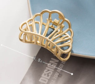 Charming Hollow Cat Hair Clips