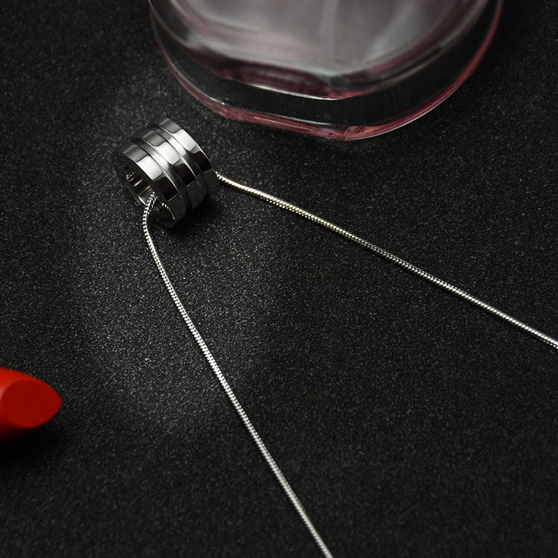 Titanium Steel Screwdriver Necklace with 18K Gold Plating