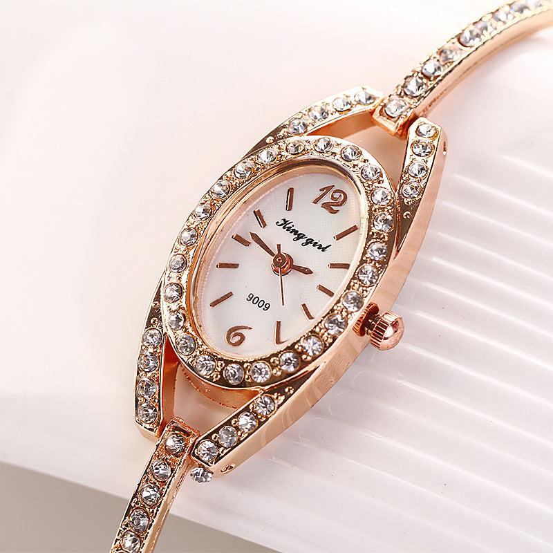 Classic Round Dial Quartz Watch