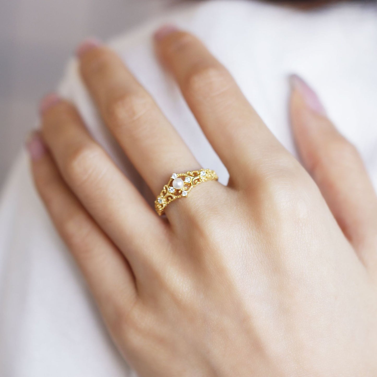 Gold-Plated Antique Hollow Ring