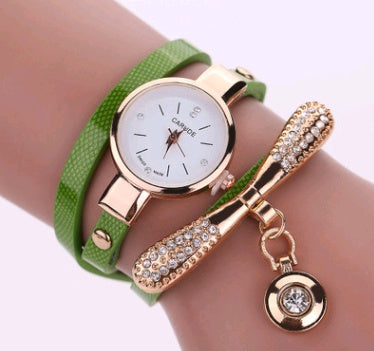 Fashionable Thin Belt Quartz Watch for Women