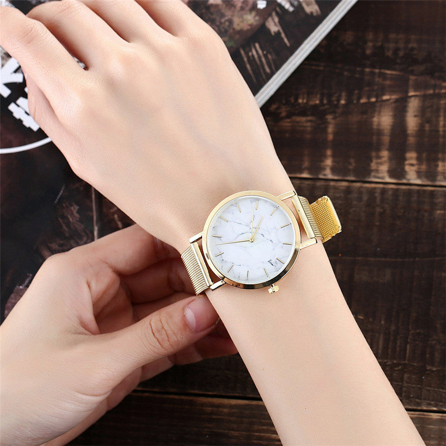 Chic Marble Dial Quartz Watch with Mesh Band