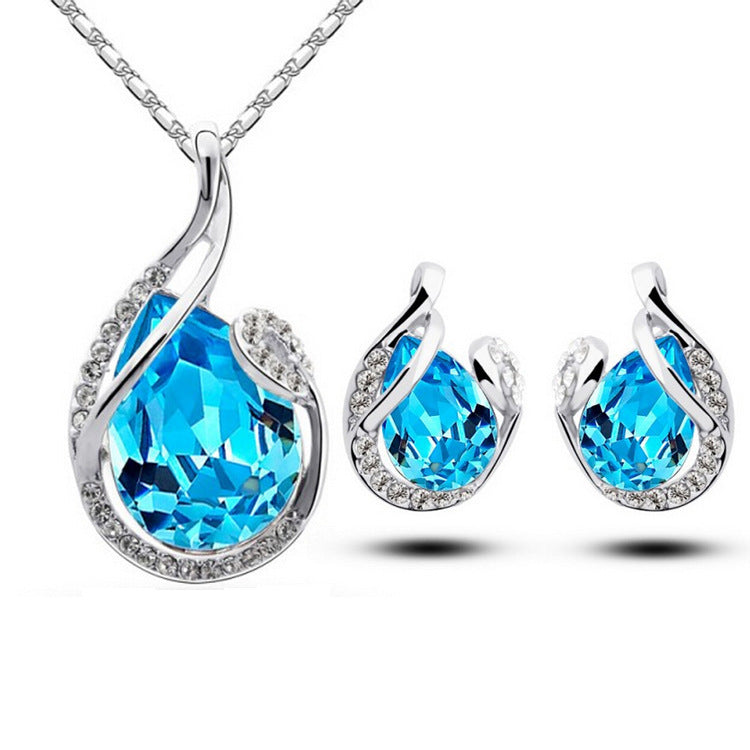 Elegant Water-Drop Rhinestone Necklace and Earrings Set