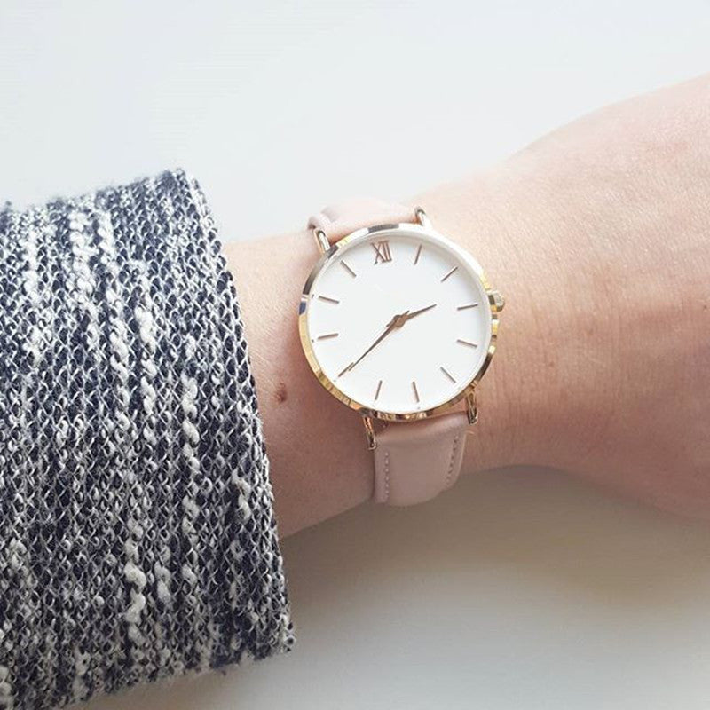 Simple & Stylish Women's Leather Quartz Watch