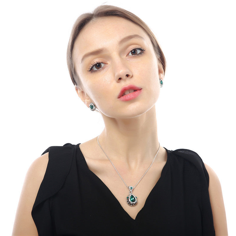 Vintage Regal Crystal Teardrop Jewelry Set