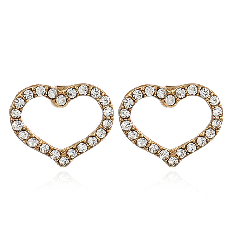 Elegant Heart Diamond Pendant Necklace and Earrings Set