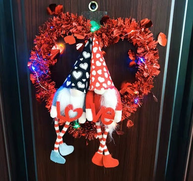 Charming Faceless Doll Valentine's Day Garland