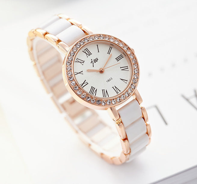 Effortless Elegance: Women's Casual Waterproof Quartz Watch