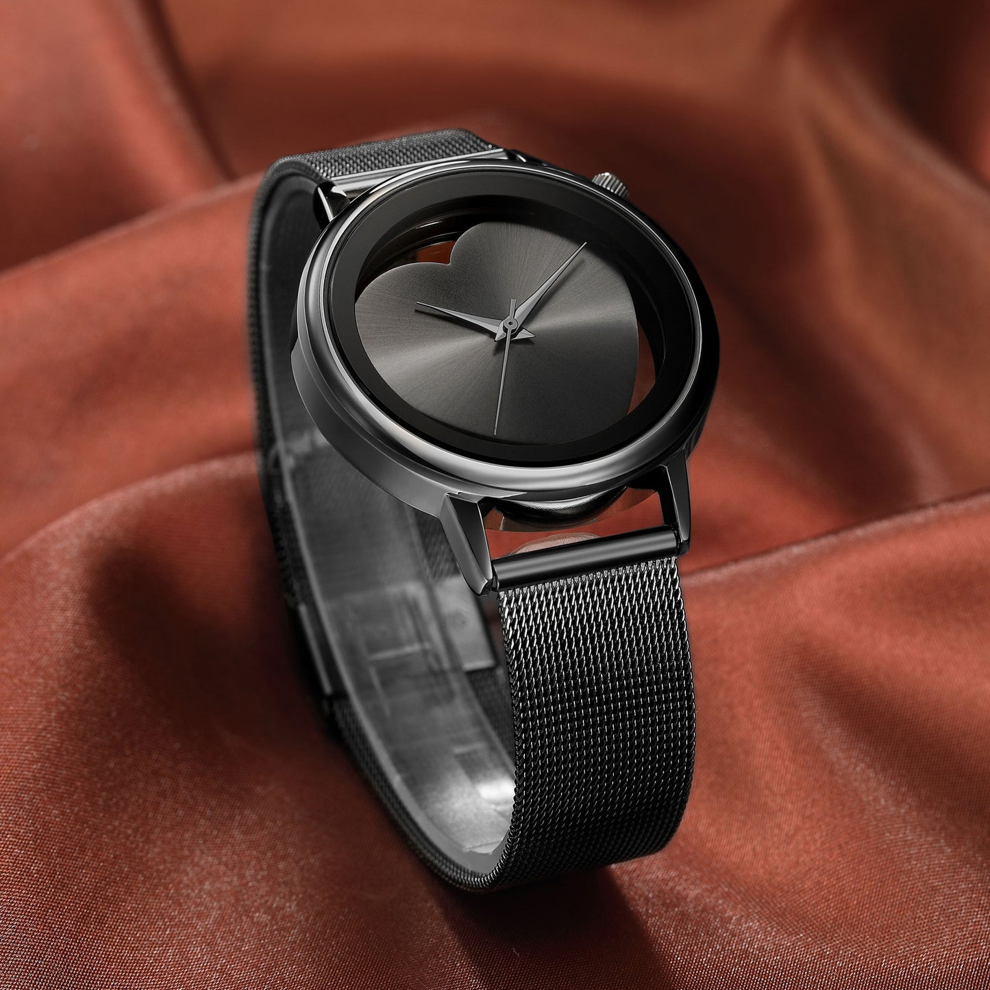 Elegant Heart-Shaped Hollow Out Quartz Watch