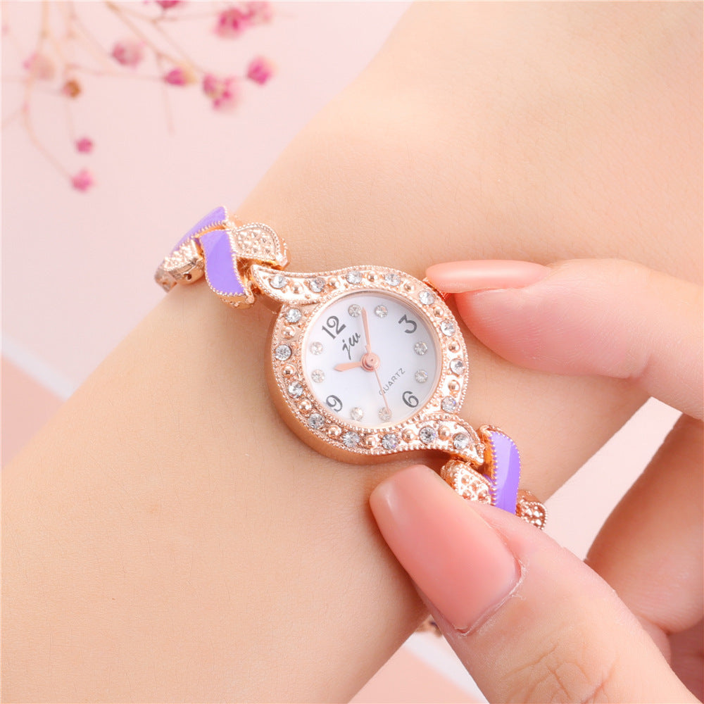 Women's Trendy Leaf Bracelet Quartz Watch